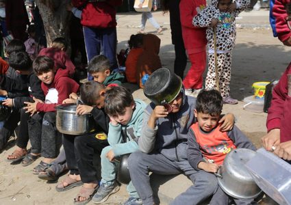 "هيومن رايتس ووتش": التجويع الذي تفرضه إسرائيل على غزة يقتل الأطفال