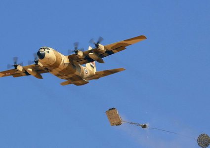 الإمارات تعلن إنزال مساعدات غذائية جوا اليوم على شمال قطاع غزة