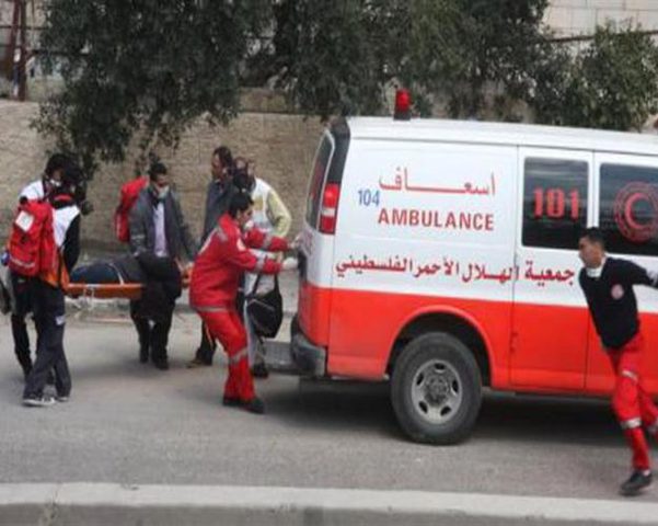إصابة مواطن في اعتداء للمستوطنين جنوب قلقيلية