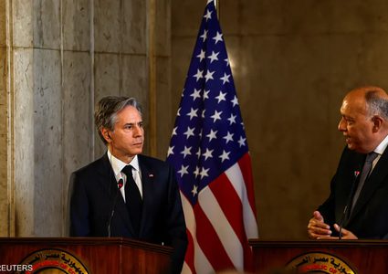 شكري وبلينكن يبحثان هاتفيا تطورات الحرب في قطاع غزة وتداعياتها الإقليمية