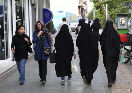 ألمانيا تحث مواطنيها على مغادرة إيران