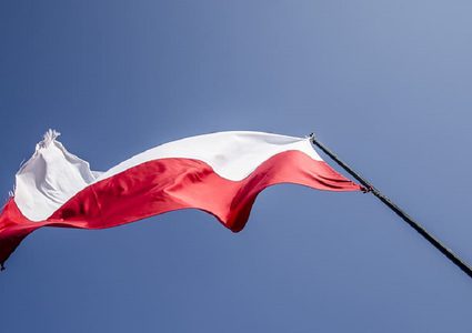 بولندا تحذر رعاياها من السفر إلى إسرائيل والأراضي الفلسطينية ولبنان