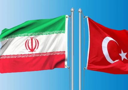 تركيا تقول الرد الإيراني على إسرائيل يظهر إمكانية تحول الأحداث إلى حرب إقليمية