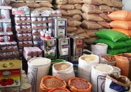 إقدام غير مبرر على الوقود والمخابز- الاقتصاد: مخزون السلع الأساسية يكفي 6 أشهر