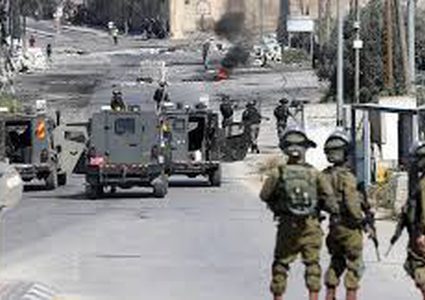 الاحتلال يشن حملة اقتحامات واعتقالات بالضفة الغربية