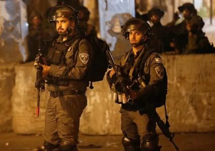 إصابة شاب برصاص الاحتلال في شرق نابلس