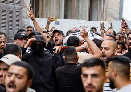 وزارة الصحة الفلسطينية:١٤ شهيد في مجزرة ارتكبها الاحتلال في مخيم نور شمس