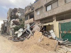 آثار الدمار الذي خلفه عدوان الاحتلال في مخيم نور شمس بمدينة طولكرم