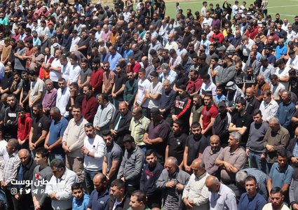 صلاة الجنازة على جثمان الشهيد محمد عوض الله محمد موسى الذي ارتقى أمس برصاص مستوطنين في قرية الساوية جنوب نابلس.