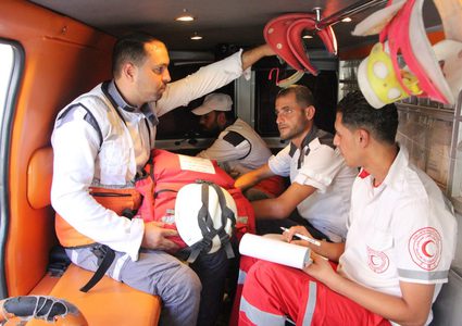 إصابة شاب برصاص الاحتلال في بيت فوريك واعتقال آخر واقتحام بيت دجن