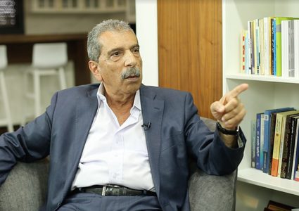 اللواء توفيق الطيراوي لـ" النجاح: "الفلسطيني عندما يحشر بالزاوية يتحول إلى أسد"