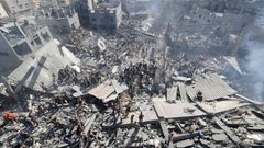 قصف مدفعي وجوي في المحافظة الوسطى وجنوب قطاع غزة