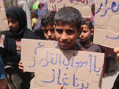 توقف أحد أكبر تكيات دير البلح عن العمل بسبب عدم توفر الكميات اللازمة من الغاز مما يفاقم أزمة الجوع لدى ألاف النازحين غرب دير البلح