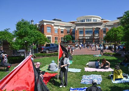 طلبة الجامعات الأميركية يواصلون مظاهراتهم ضد تواصل العدوان الإسرائيلي على غزة