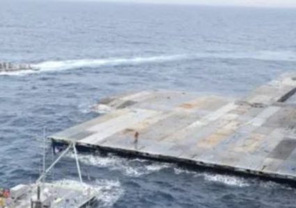 أكثر من 270 دونم: الصور الأولى للميناء العائم الذي تم بناؤه في قطاع غزة