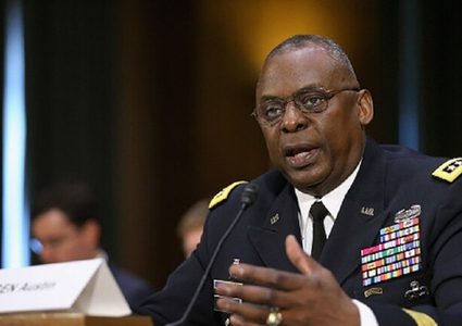 أوستن يوضح بعض المعلومات عن رصيف المساعدات العائم قبالة سواحل غزة وكيفية حمايته