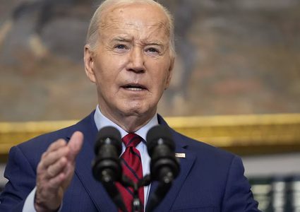 بايدن: الاحتجاجات بالجامعات لم تجبرني على إعادة النظر بسياساتي بالمنطقة