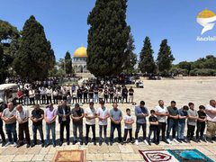 30 ألفا يؤدون صلاة الجمعة في رحاب المسجد الاقصى المبارك