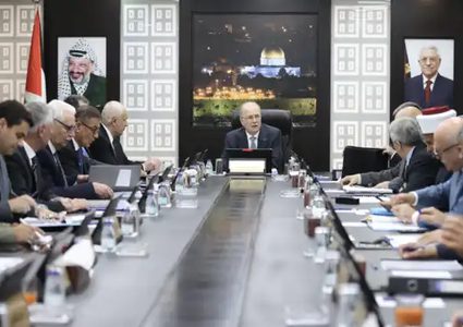 الحكومة: المالية ستحدد وقت صرف الرواتب وفق ما يتوفر لديها من أموال