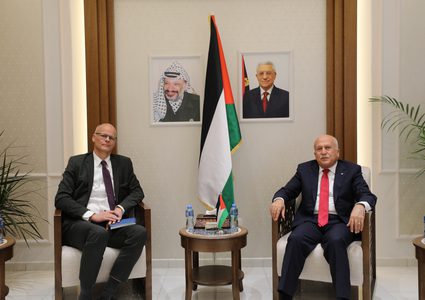 وزارة الاقتصاد والبنك الدولي يبحثان التعاون المشترك