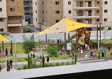 إصابات بعد سقوط صواريخ على مدينة بئر السبع