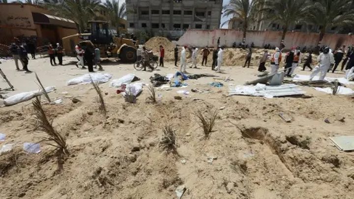مجلس الأمن يؤكد على ضرورة وصول المحققين إلى المقابر الجماعية في غزة دون عائق