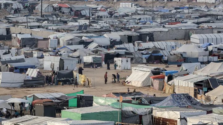 إسرائيل تطالب بإخلاء مناطق جديدة في رفح بشكل عاجل