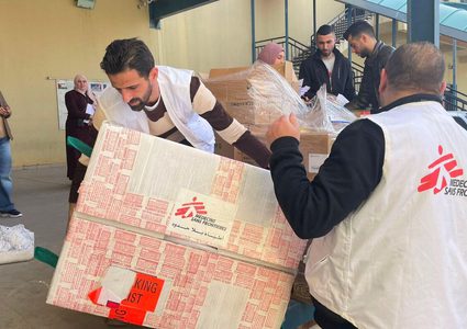 أطباء بلا حدود يدينون تقويض القوات الإسرائيلية للرعاية الطبية في الضفة