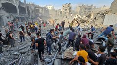في اليوم الـ222 من العدوان: شهداء وجرحى وغارات مكثفة على عدة مناطق في قطاع غزة
