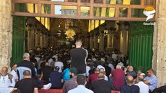 الآلاف يؤدون صلاة الجمعة في المسجد الأقصى والاحتلال يعتدي على المصلين