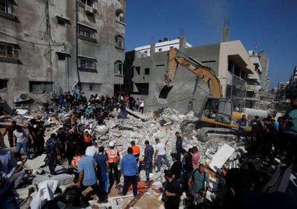 15 شهيدا في قصف الاحتلال على مخيم جباليا شمال غزة