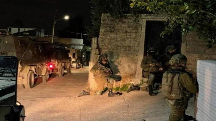 الاحتلال يقتحم قرية دير أبو مشعل شمال غرب رام الله
