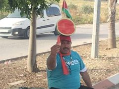 الآلاف من أهلنا في الداخل المحتل عبروا صباح اليوم حاجز الجلمة إلى مدينة جنين، وذلك بعد أن قامت سلطات الاحتلال بإعادة فتحه بعد إغلاق استمر 8 أشهر.