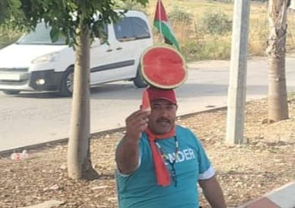 الآلاف من أهلنا في الداخل المحتل عبروا صباح اليوم حاجز الجلمة إلى مدينة جنين، وذلك بعد أن قامت سلطات الاحتلال بإعادة فتحه بعد إغلاق استمر 8 أشهر.