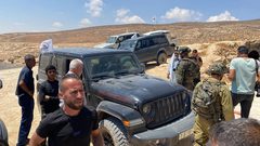 الاحتلال يصادر "مضخة باطون" غرب سلفيت