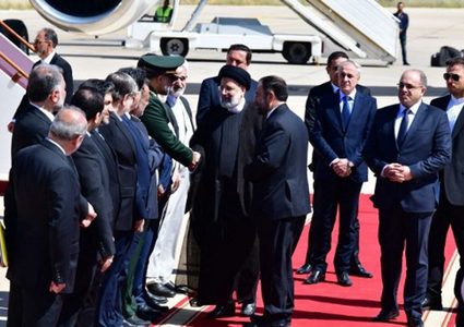 الحكومة الإيرانية: عملية البحث مستمرة عن طائرة الرئيس الإيراني في ظروف جوية صعبة