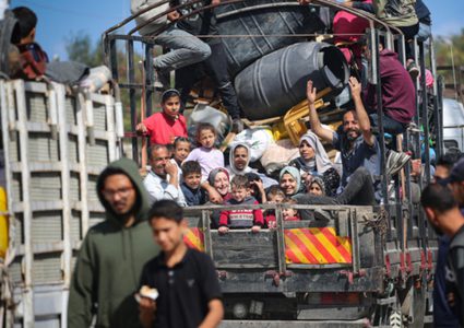 الأونروا: نزوح 810 آلاف مواطن من رفح خلال أسبوعين