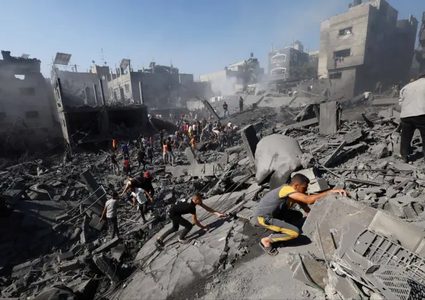 عشرات الشهداء والجرحى في قصف الاحتلال المتواصل على مناطق متفرقة من قطاع غزة