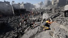 عشرات الشهداء والجرحى في قصف الاحتلال المتواصل على مناطق متفرقة من قطاع غزة