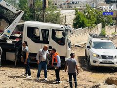 أعمال الصيانة لإصلاح الأعطال الكهربائية التي خلفها الاحتلال في جنين ومخيمها