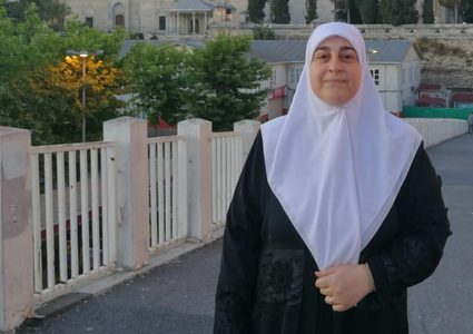 هيئة شؤون الأسرى ونادي الأسير: المعتقلة جرار ما تزال في "العناية المكثفة"