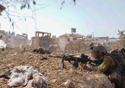 جيش الاحتلال يعلن انتشال جثث 3 أسرى بغزة