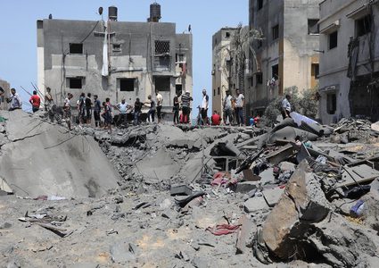 10 شهداء ومصابون في قصف الاحتلال منزلا في بيت حانون