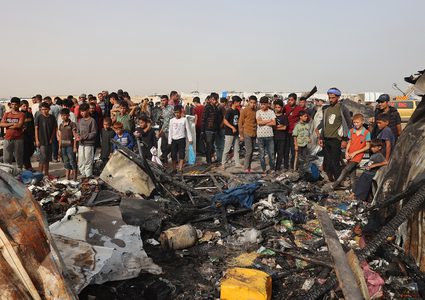 مفوض أممي: الصور القادمة من مخيم النازحين برفح مروّعة ويجب محاسبة المسؤولين