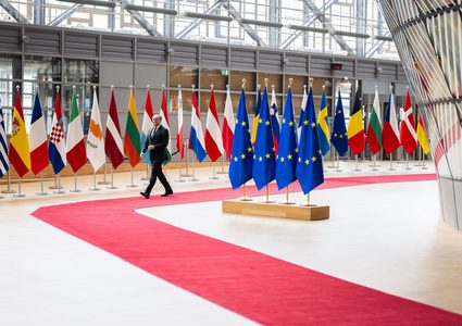 وزراء خارجية الاتحاد الأوروبي يبحثون احتمال فرض عقوبات على إسرائيل