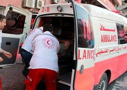 الهلال الأحمر: إصابة شاب برصاص الاحتلال في بلدة بيتا
