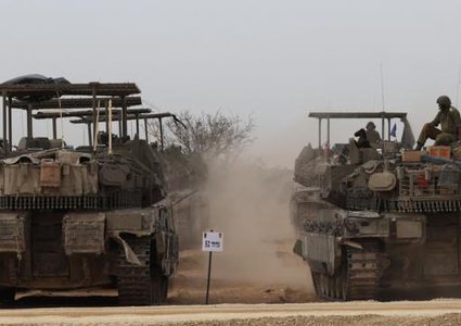 صحيفة عبرية: حماس لا تزال موجودة كقوة لا يمكن تجاهلها بغزة وإسرائيل خسرت الحرب