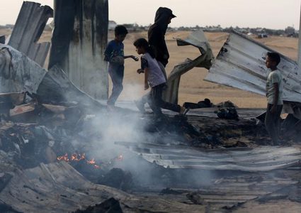 العدوان في يومه الـ235: الاحتلال يواصل قصفه المكثف على رفح وغزة