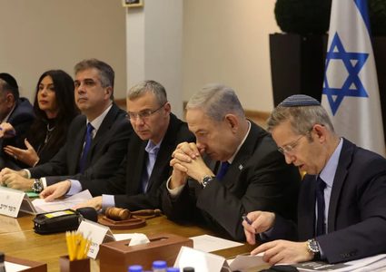 الإطاحة بنتنياهو وحكومته على طاولة قادة المعارضة الإسرائيلية