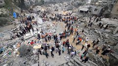 اليوم الـ 236: شهداء وجرحي في قصف الاحتلال على مناطق متفرقة من قطاع غزة